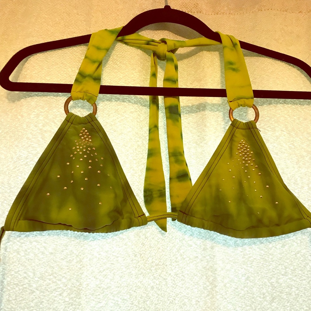 Bikini Top & Bottom - Picture 4 of 5